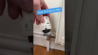 How To Repair A Radiator | How To Free A TRV Thermostatic Valve