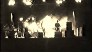 Tony Tuono e i REVOLVER -Aiutami e Toccami (Live 1-8-1999)