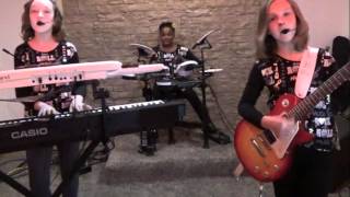 David Bowie and Bing Crosby Little Drummer Boy (Peace on Earth) as performed by The Band Hennes