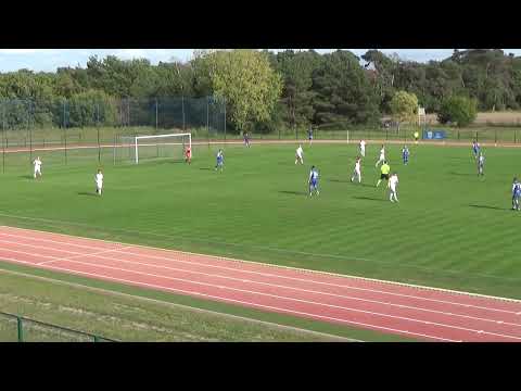 Pierwsza połowa meczu KS Lipno Stęszew -  KP Obra 1912 Kościan