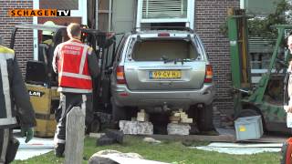 preview picture of video 'Ongeval met jeep op Dorpsstraat in Winkel (20 juli 2012)'