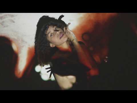 Charlotte Dos Santos "Red Clay"