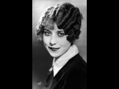 Annette Hanshaw - Tip Toe Thru' The Tulips With Me1929