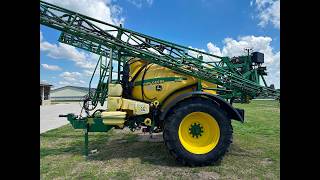 John Deere 840 vontatott permetezőgép 30 m keret, vonórúd-kormányzás, ISOBUS