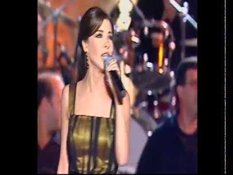Nancy Ajram - Live in Carthage 2008 - El Donya Helwa / نانسي عجرم - الدنيا حلوة