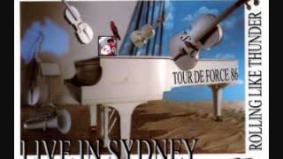 1. Funeral For a Friend/One Horse Town (Elton John - Live in Sydney 12/14/1986)