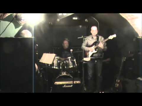 Laboratoryum w Shamrock Irish Pub - 350 Soczewa Blues Session 20.11.2015