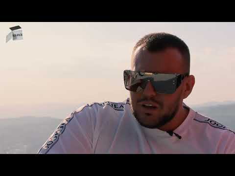 "Kad sam 'dobio' četiri-pet metaka, prišao mi je Željko Komšić, pomilovao me i dao mi 100 maraka"