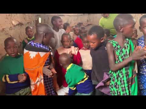 Build a school for 30 Maasai children in Tanzania