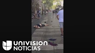 Las fuertes imágenes justo después del atentado terrorista en el centro de Barcelona