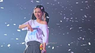 Download lagu 260404 AESPA 에스파 'To the Girls' FANCAM 직캠 SYNK : aexis Line JAKARTA mp3