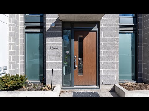 1244 Dundas Stret East, Toronto, ON