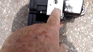 06-10 VW 2.5L ABS Unit Remove and Replace