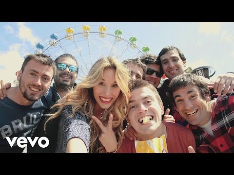 Los Bonnitos - Baila Baila