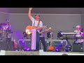 Mark Wills  -  Loving every minute