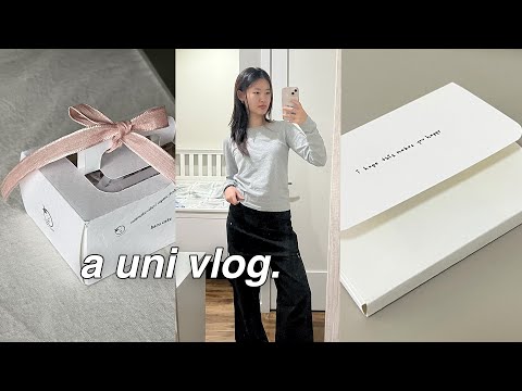 graphic design 📁 student's uni vlog | design portfolio, intern interviews + having a shy personality