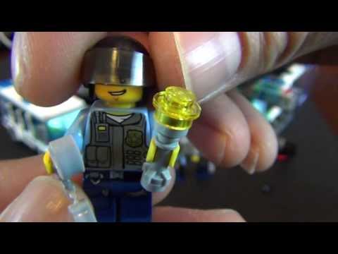 Review - Lego City Museum Break In Set #60008