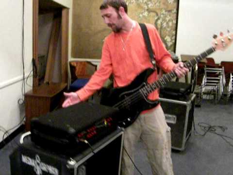 Carvin R1000 Bass Amp Head- Black Cloth | Reverb