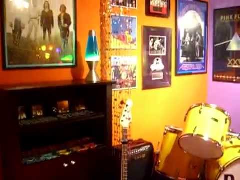 download lagu mp3 mp4 Pink Floyd Tumblr Theme, download lagu Pink Floyd Tumblr Theme gratis, unduh video klip Pink Floyd Tumblr Theme