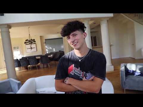 Ondreaz Lopez protecting Tony Lopez