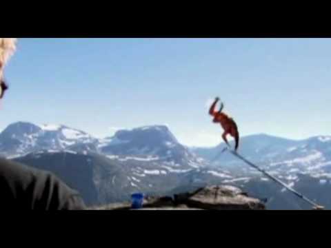 ★ Basejumping Unfall (Basejumper stürzt von Klippe und überlebt 1200 Meter fall)