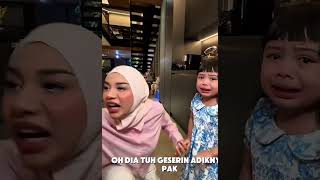 Download lagu Ameena cries after being scolded by Mamanur #ameena #attahalilintar #azura #aurelhermansyah #ahha... mp3