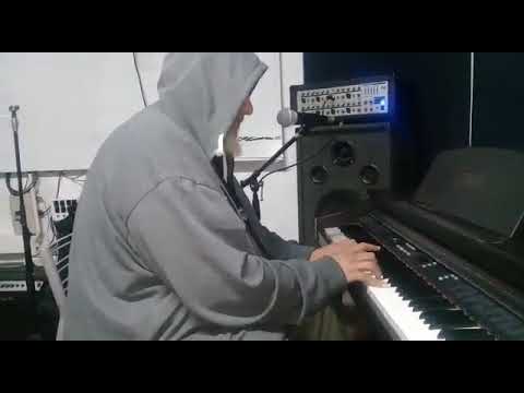 Ensayando el tema nuevo dia de Diego Torres