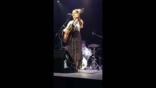 Pony, Kasey Chambers