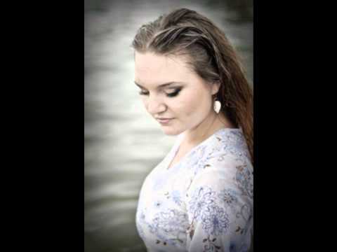 Uliasha - Bound to you (cover Christina Aguilera "Burlesque")