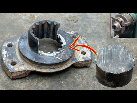 Broken Hydraulic Pump Coupling Restored by a Mechanic's Perfect Sensitivity