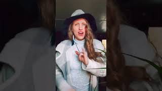 Signing SEE/ASL - “Bitch” By Meredith Brooks 💃🏼