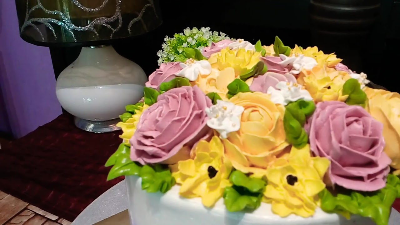 Kek hantaran tema bunga