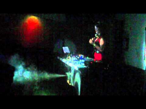 DJ Jully AO VIVO Green Paradise HIPERCLUB 24.09.2011 Parte 1