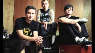 Blink 182 - Don&#39;t tell me that it&#39;s over (Hold on)