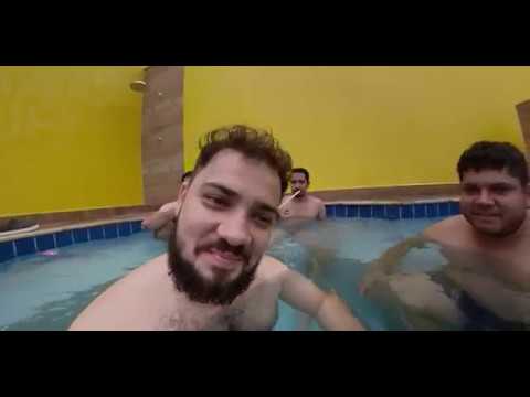 Pelego - Festa na piscina