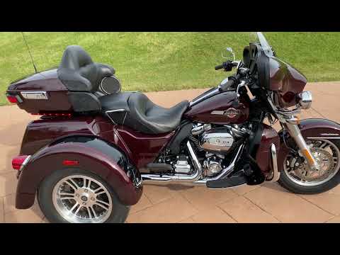 2022 Harley-Davidson Tri Glide® Ultra in Big Bend, Wisconsin - Video 1