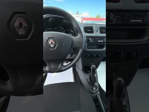 фото renault logan ii 0
