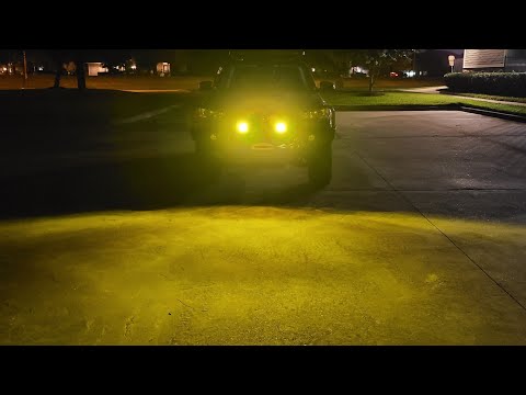 Diode Dynamics SS3 Max Fog Light Compared wtih Baja Designs Squadron Sport