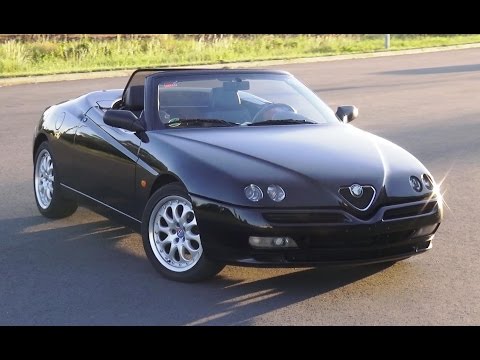 Alfa Romeo Spider 916 3.0 V6 im Test - Leidenschaft Auto - Cars moving parts Episode 13