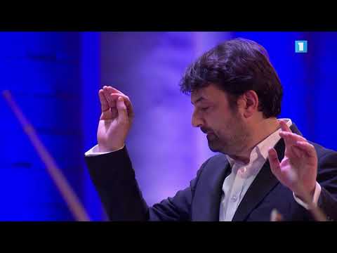 Michel Petrossian: "In the Wake of Ea", Bruno Mantovani, conductor; Varduhi Yeritzian, piano