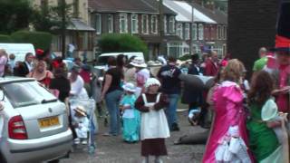 preview picture of video 'Garw Valley Carnival 2009 : Part One : The Gathering'