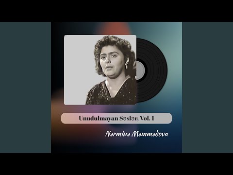 Evlərinin önü yonca