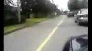 preview picture of video 'Embouteillage dans un village en banlieu de Quebec'