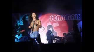 Download lagu KU DI NEGERI ORANG,SLANK(ERNAWATI OI VIDEO) mp3