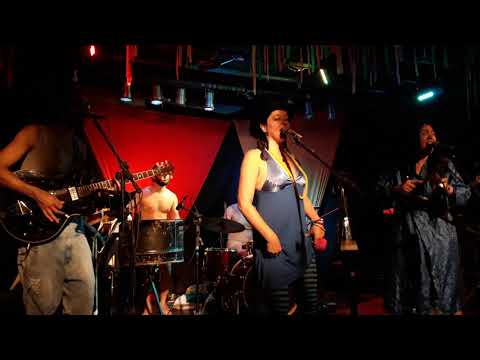 Orquestra Friorenta - Festa de Aniversário: 2 Anos de Onça Discos!