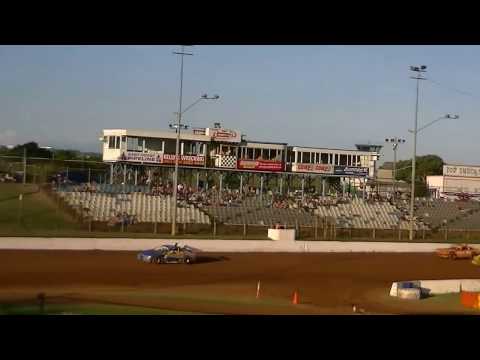 Nitroline RSA Outlaw Sedans Qld Heat 1