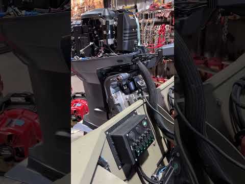 Atlas Micro Jacker Demo ⬆️⬇️ Hydraulic jack plate on Tracker 1648 w/ 60 Hp Yamaha 🏆