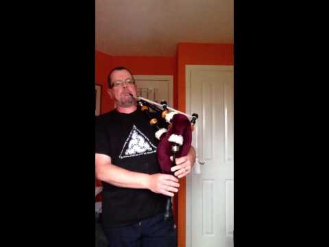 Tam The Piper - Don't Stop Believing - Bagpipes - Glee