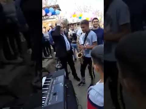 Bătuta ca la călini 🙏