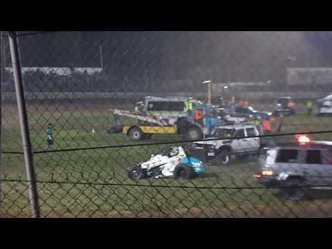 Massive Wingless Sprint Crash- Hobart Speedway 21/4/18